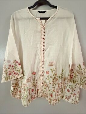 NWT Beechtree Oversized Embroidered Tunic Blouse Kurti Off-White M